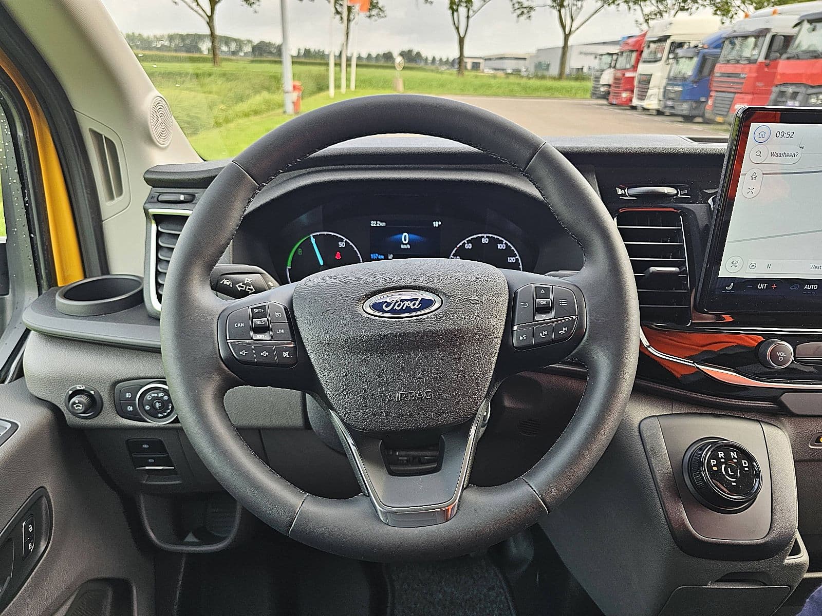 Ford E-Transit thumbnail 10