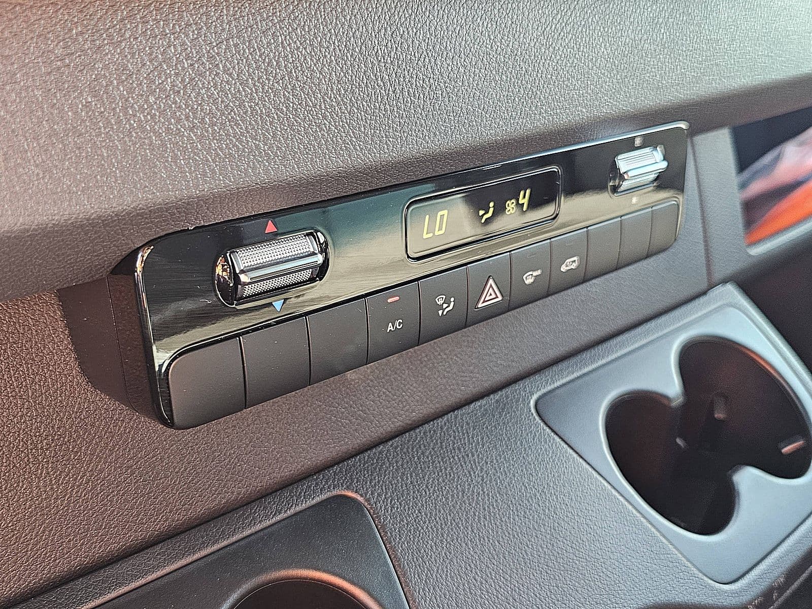 Mercedes-Benz Sprinter thumbnail 8