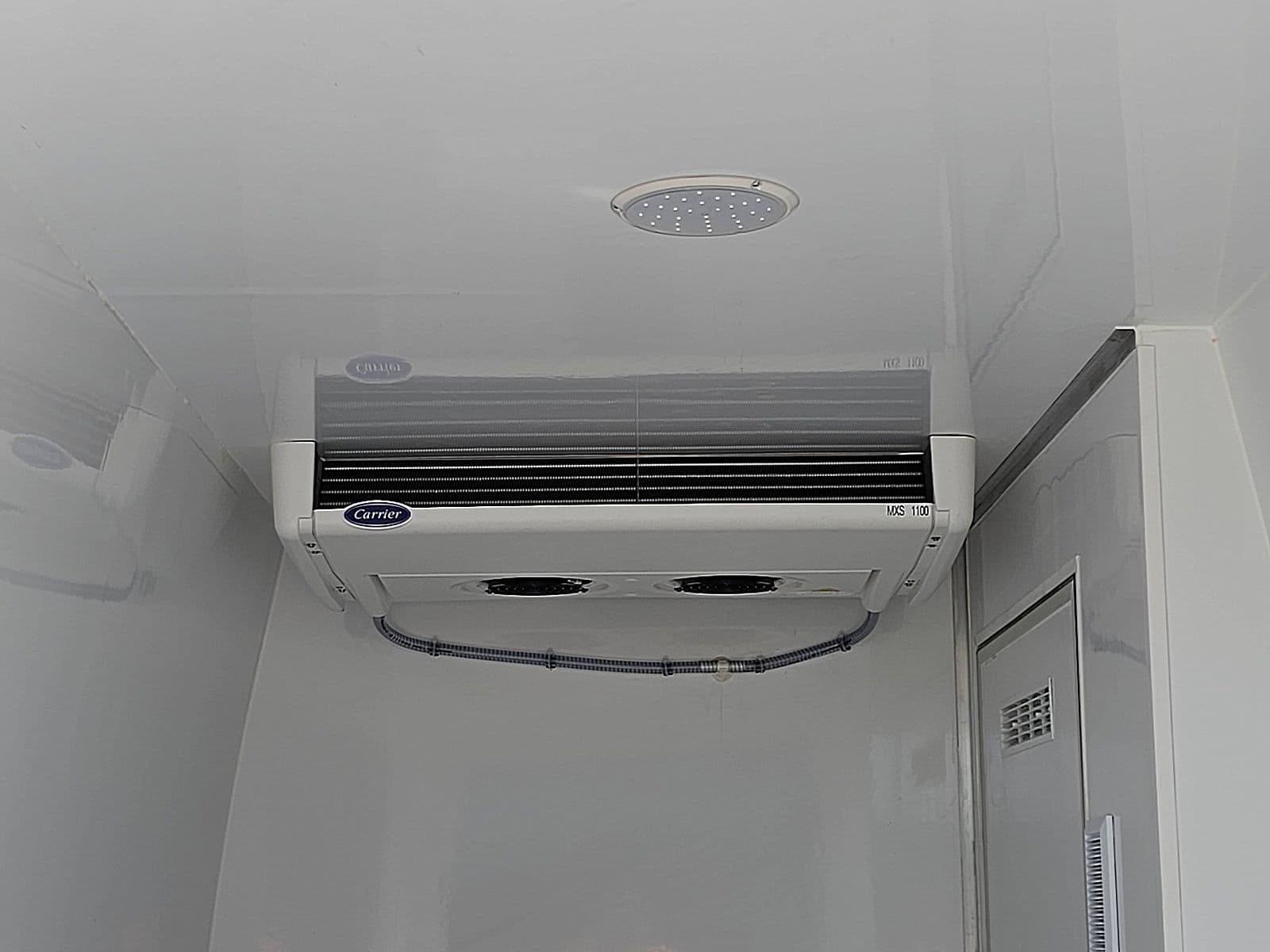 Mercedes-Benz Sprinter thumbnail 14