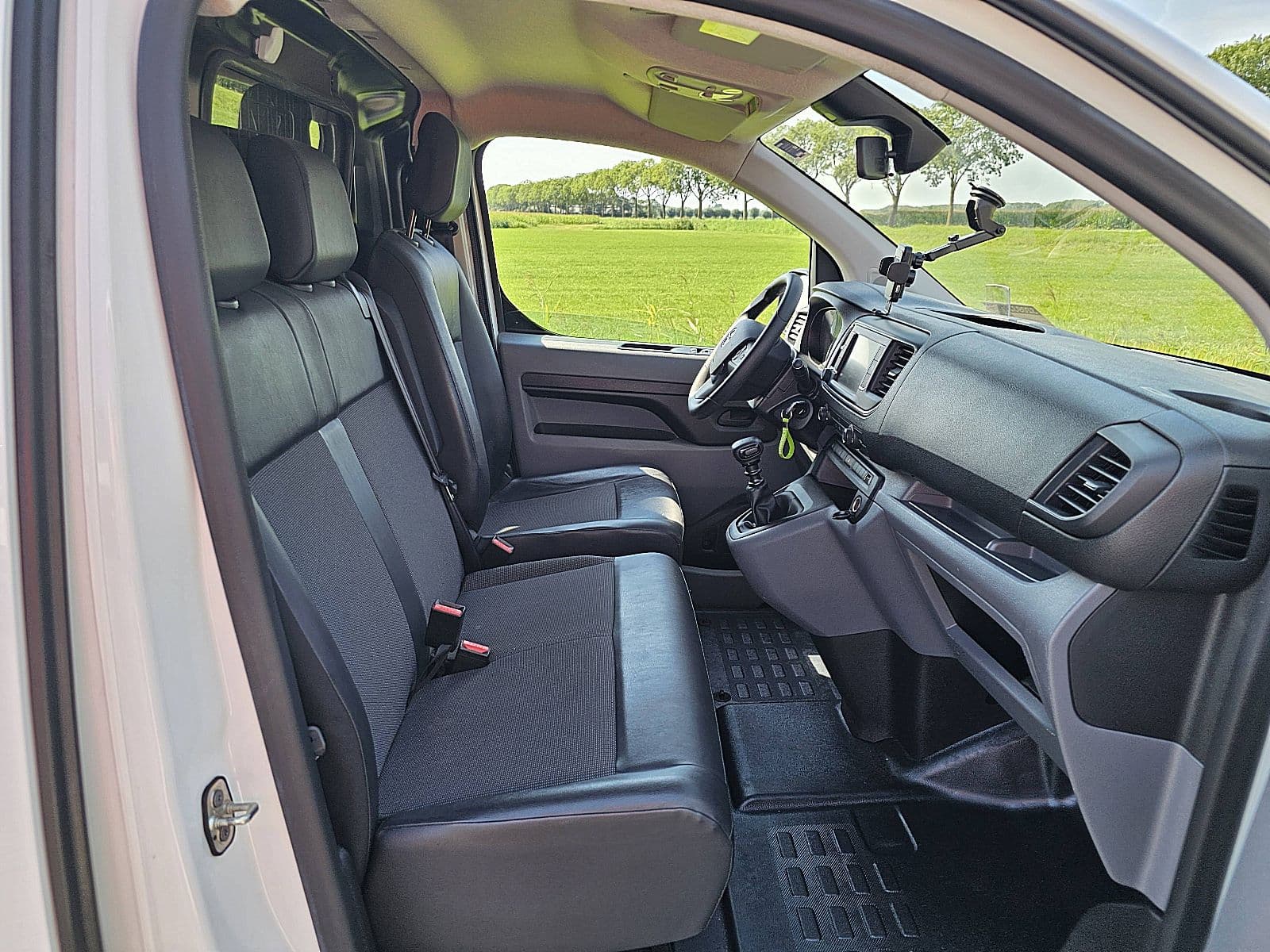 Opel Vivaro thumbnail 6