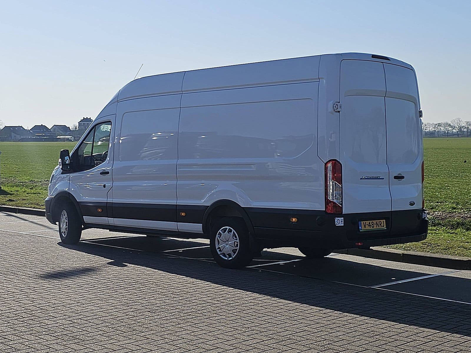 Ford E-Transit thumbnail 5