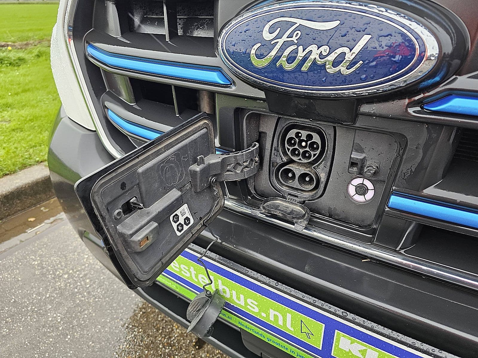 Ford E-Transit thumbnail 19