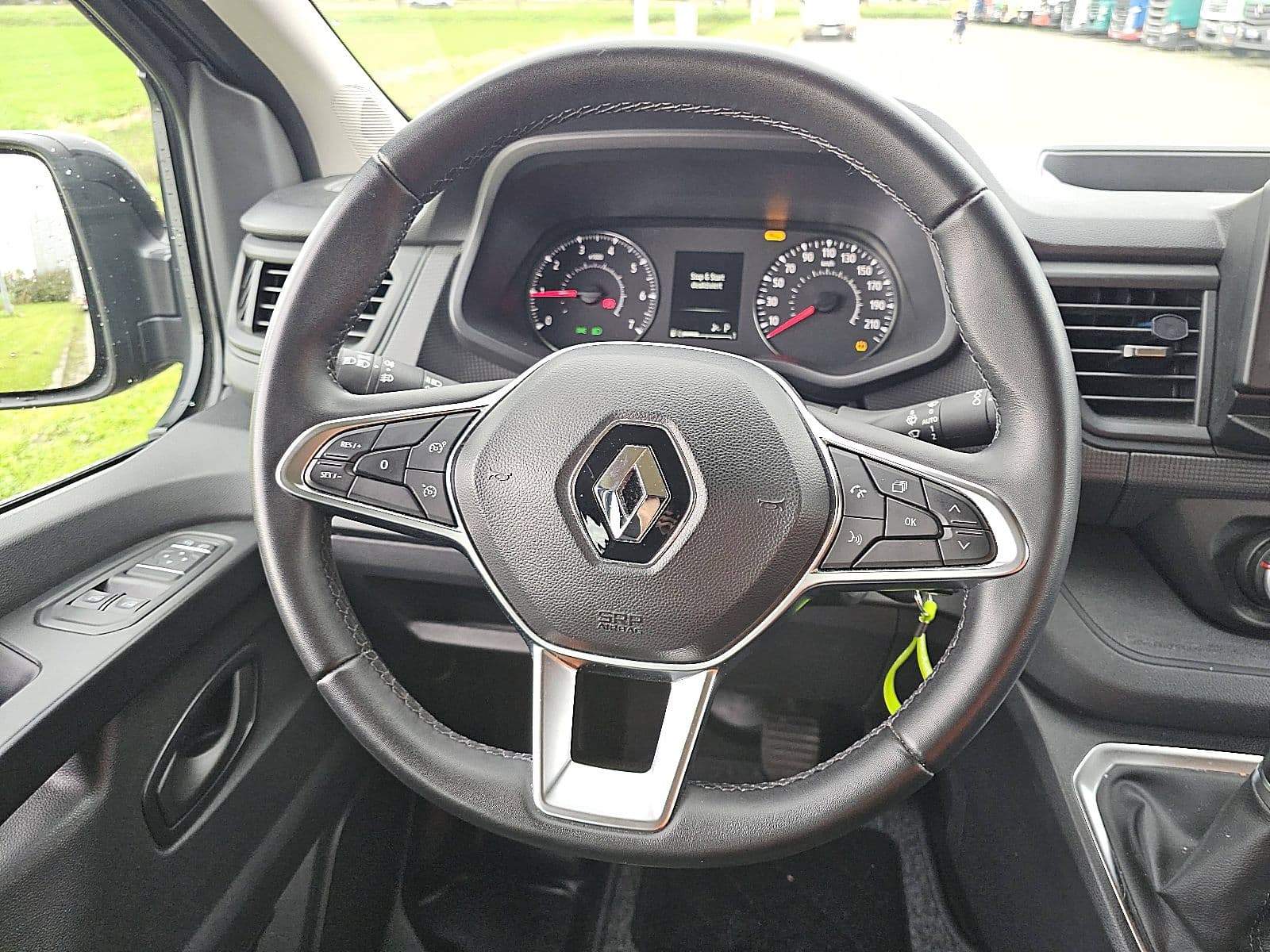 Renault Trafic thumbnail 10