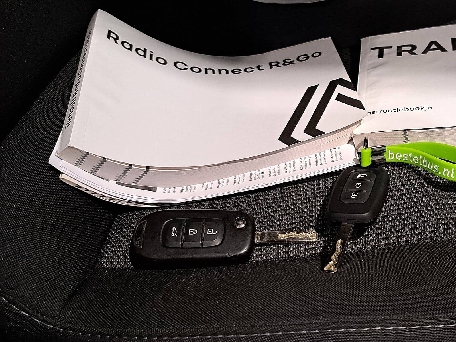 Renault Trafic thumbnail 12