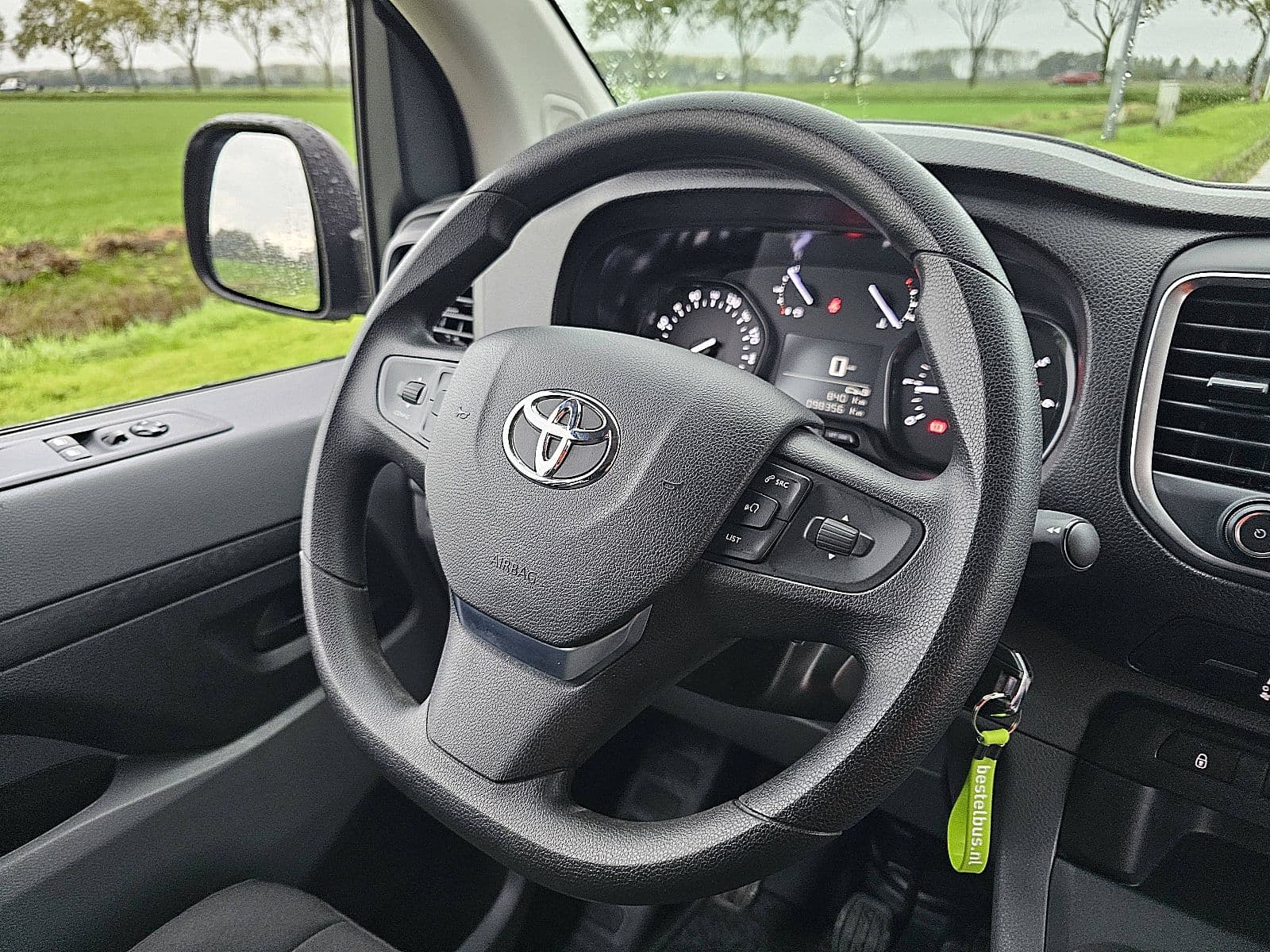 Toyota Pro-Ace thumbnail 10