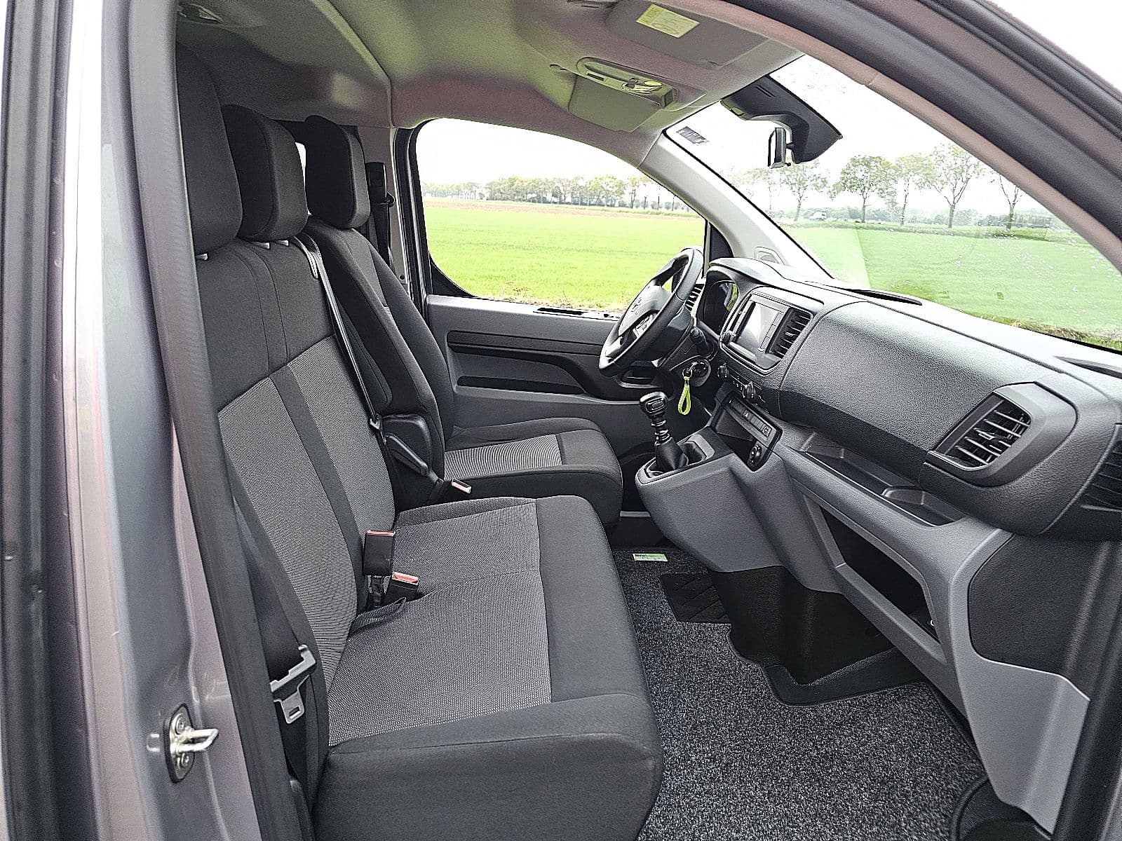 Toyota Pro-Ace thumbnail 6