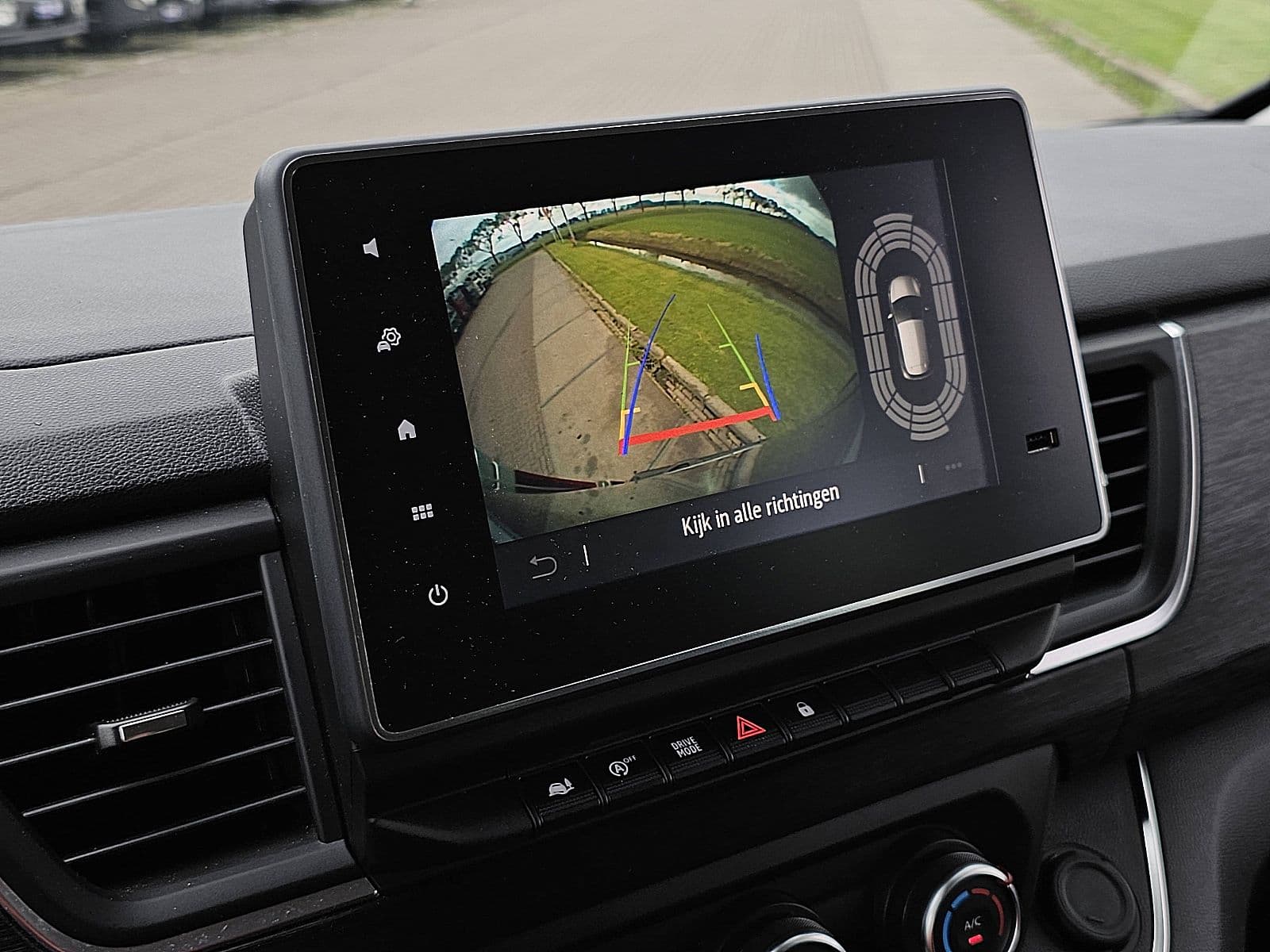 Renault Trafic thumbnail 15