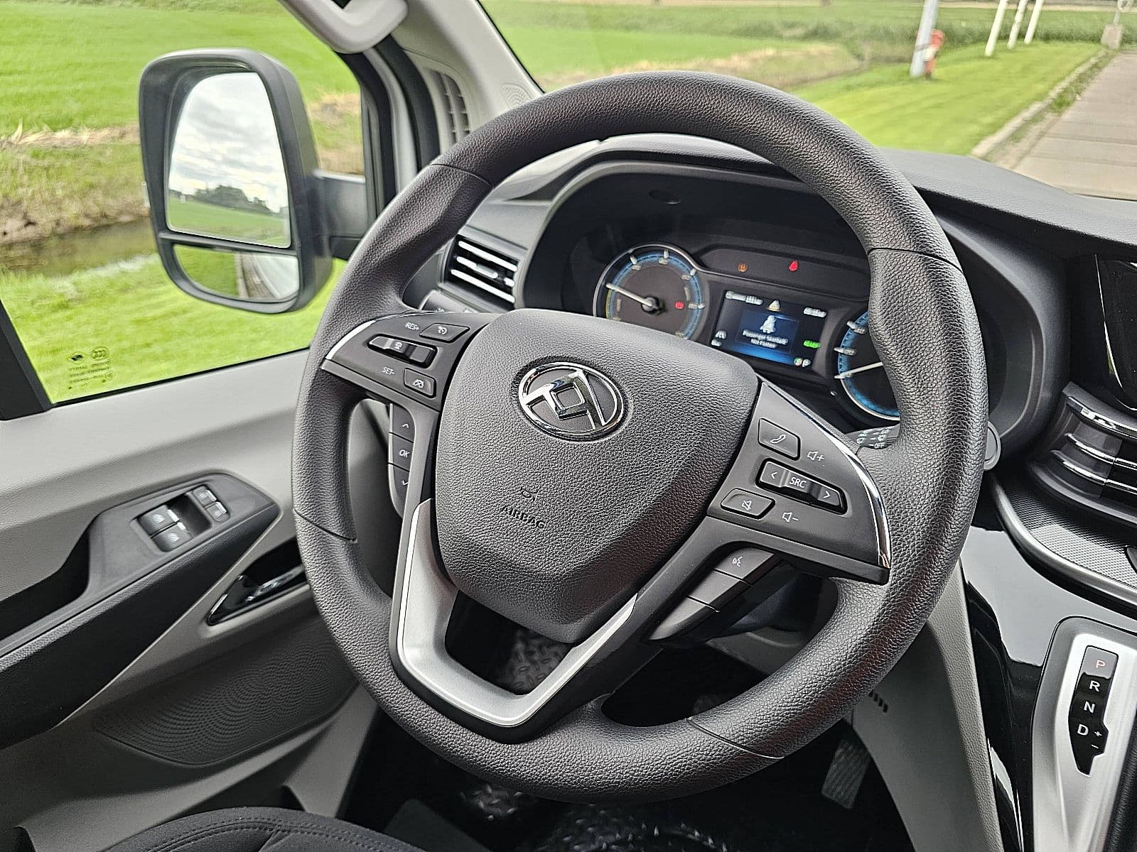 Maxus Ev thumbnail 9