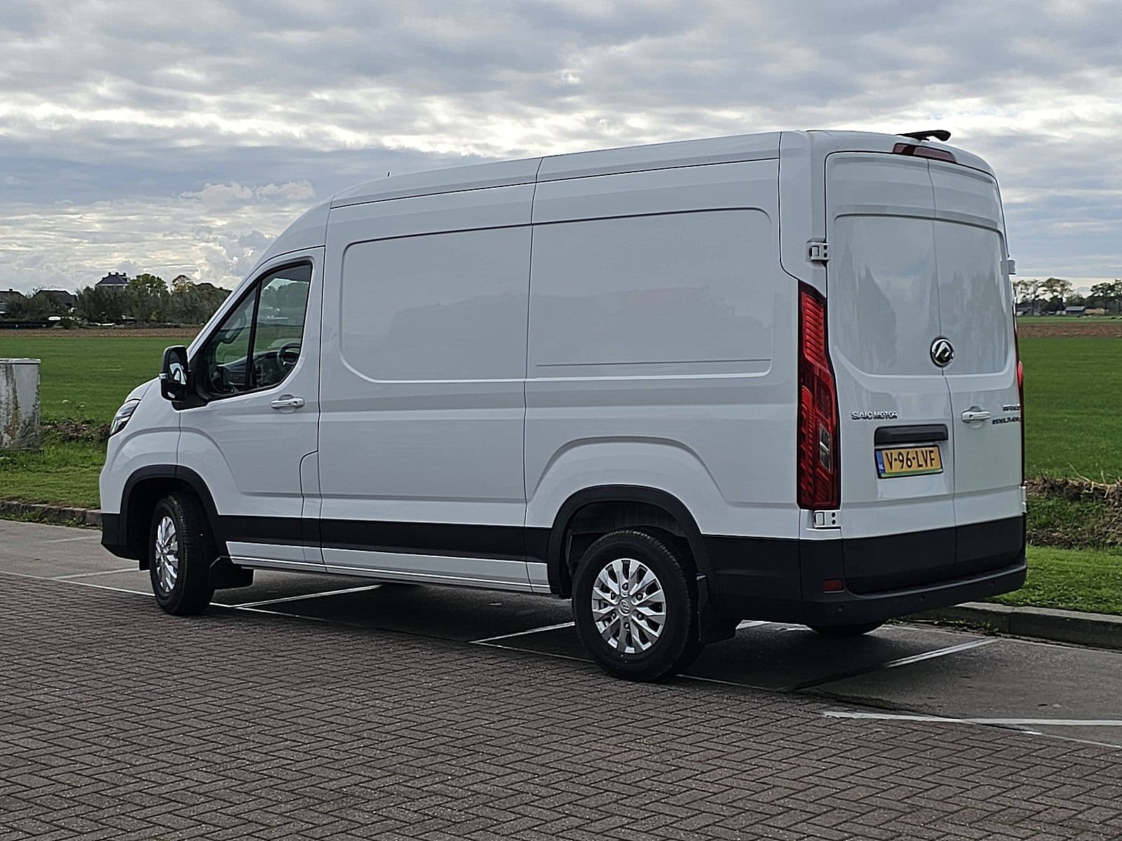 Maxus Ev thumbnail 5