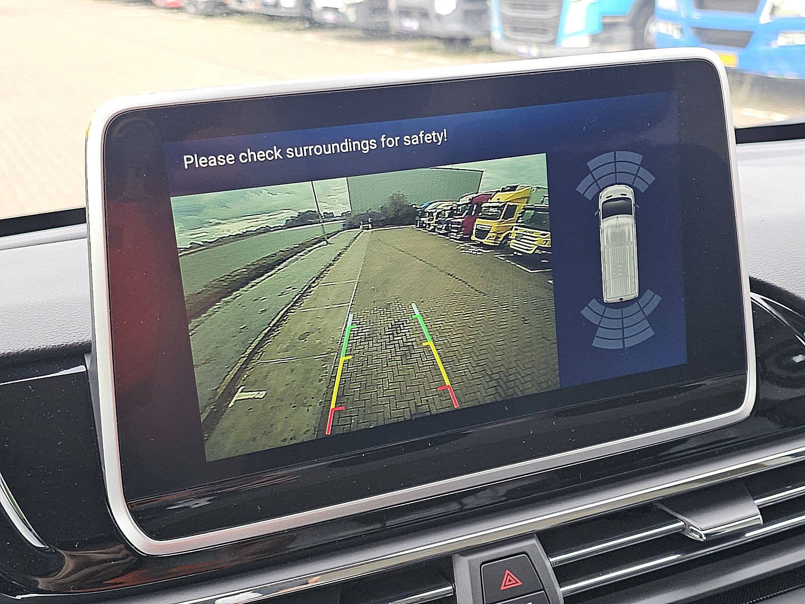 Maxus Ev thumbnail 11