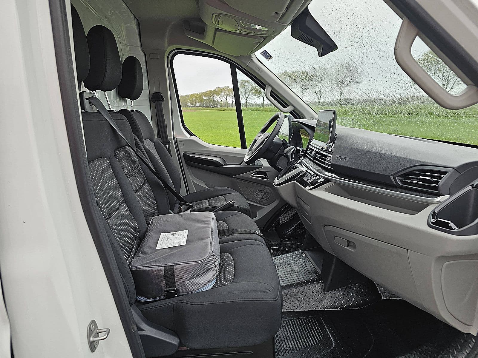 Maxus Ev thumbnail 6