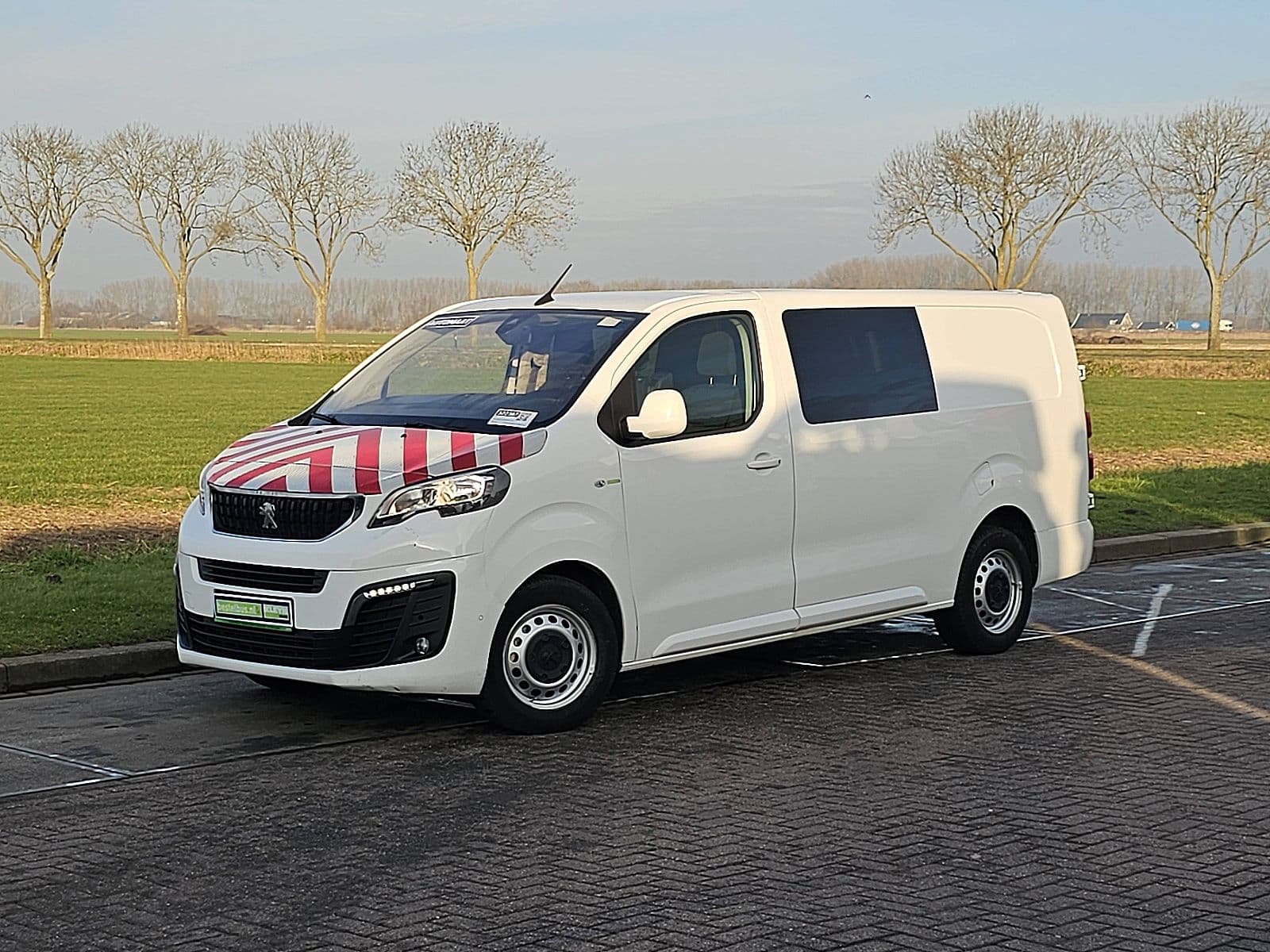 Peugeot Expert thumbnail 2