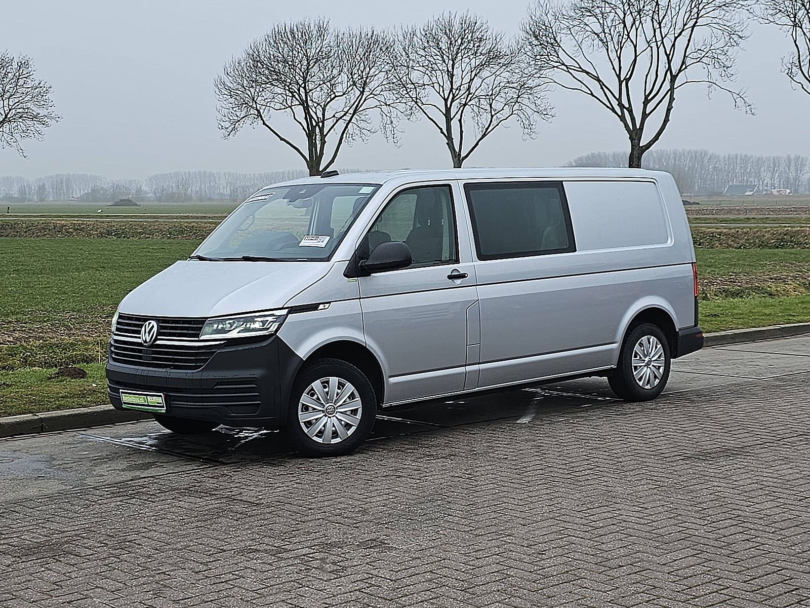 Volkswagen Transporter thumbnail 2