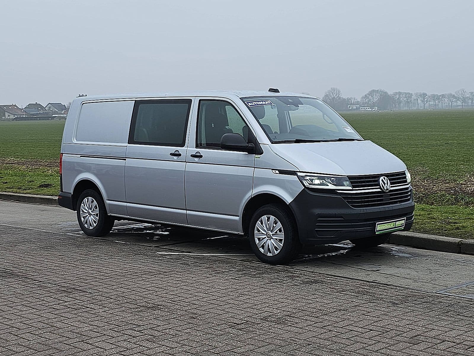 Volkswagen Transporter thumbnail 4