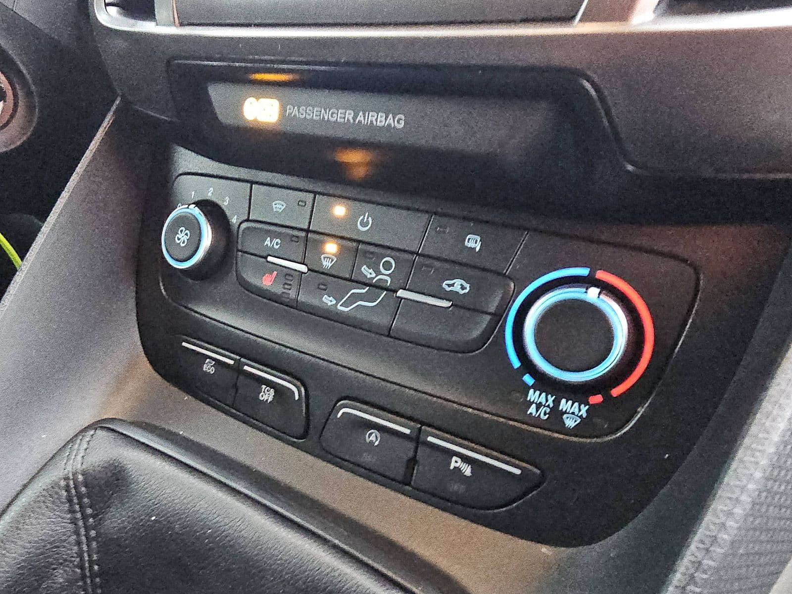 Ford Transit thumbnail 9