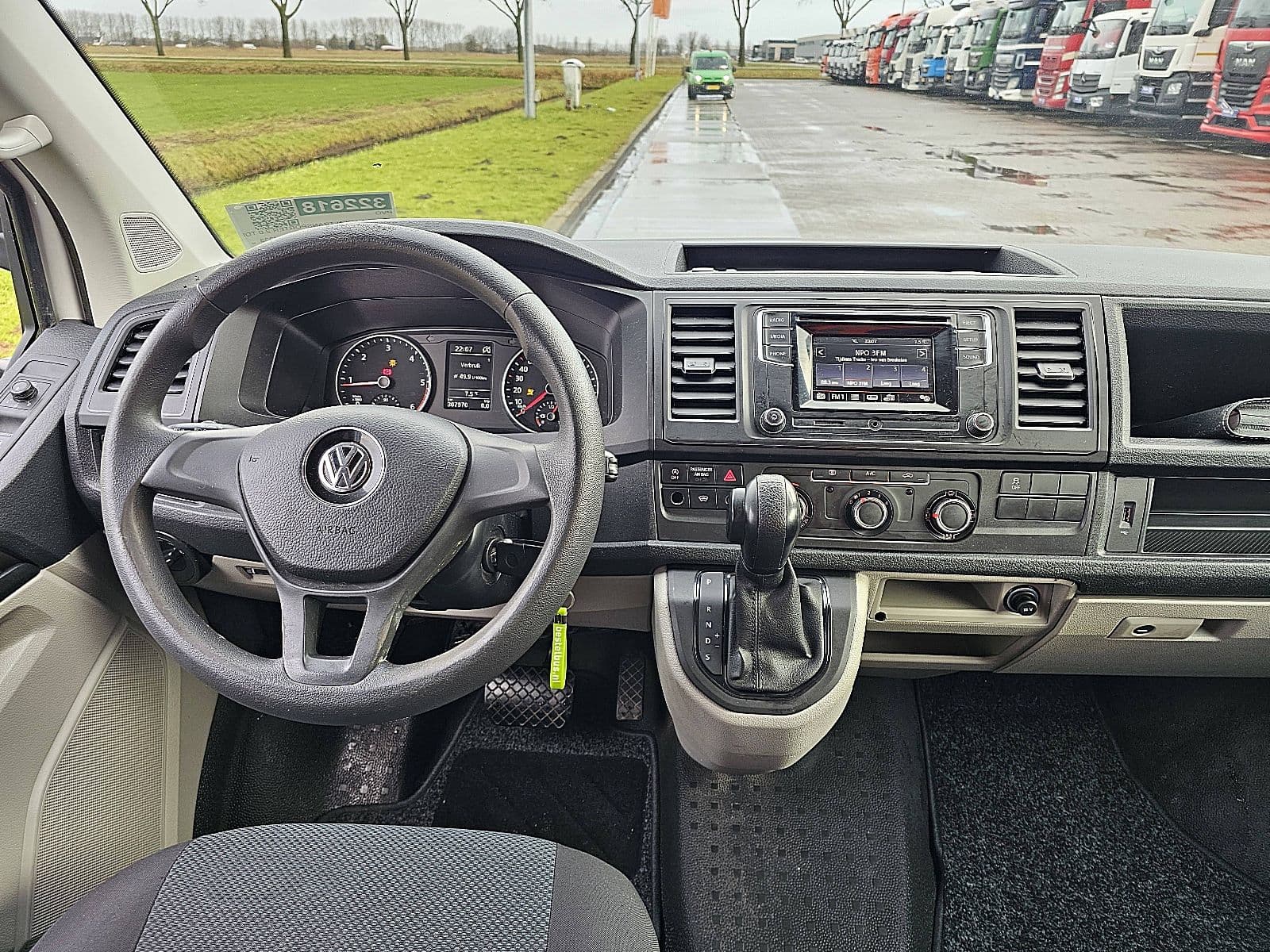 Volkswagen Transporter thumbnail 7