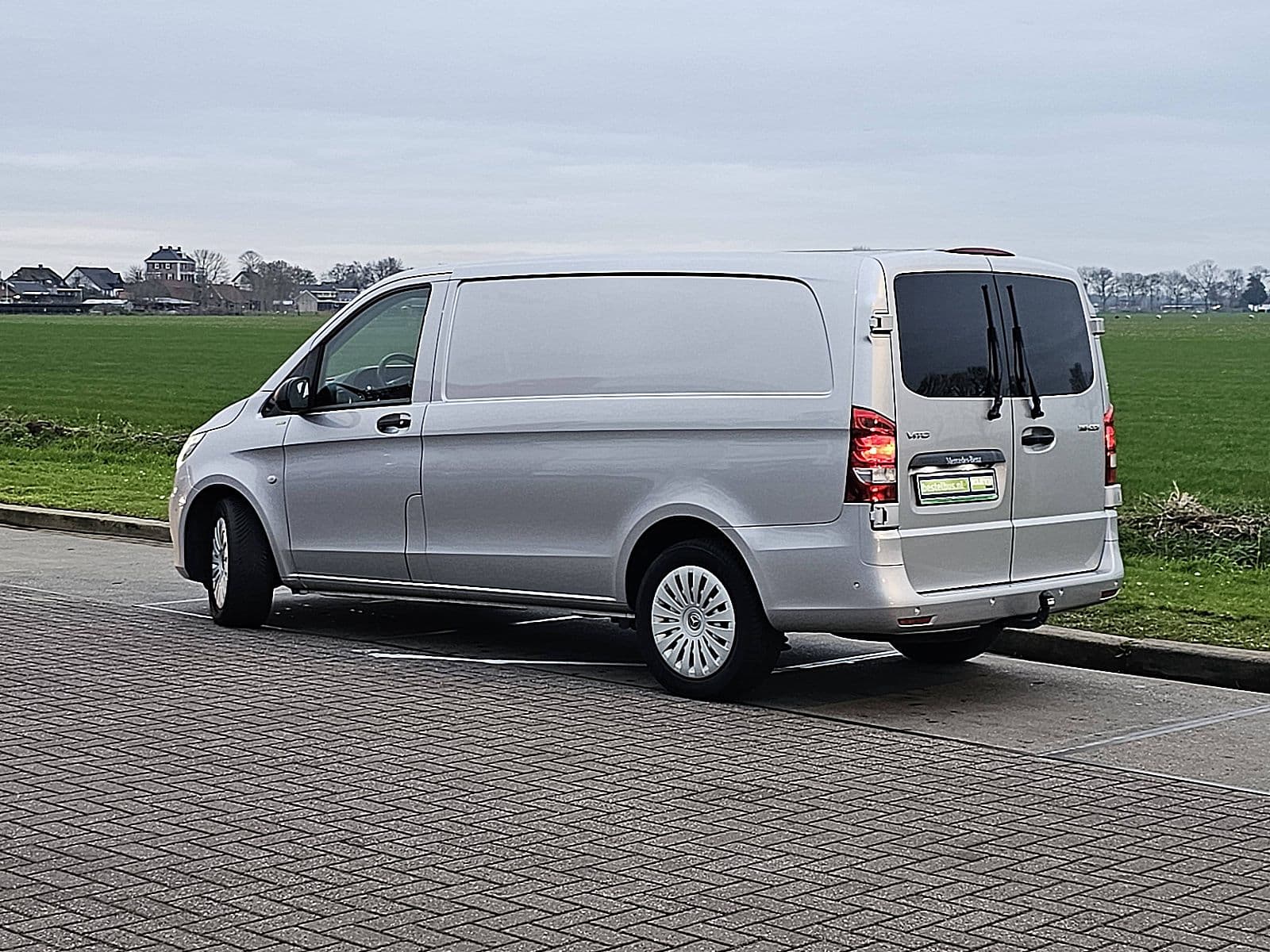 Mercedes-Benz Vito thumbnail 5