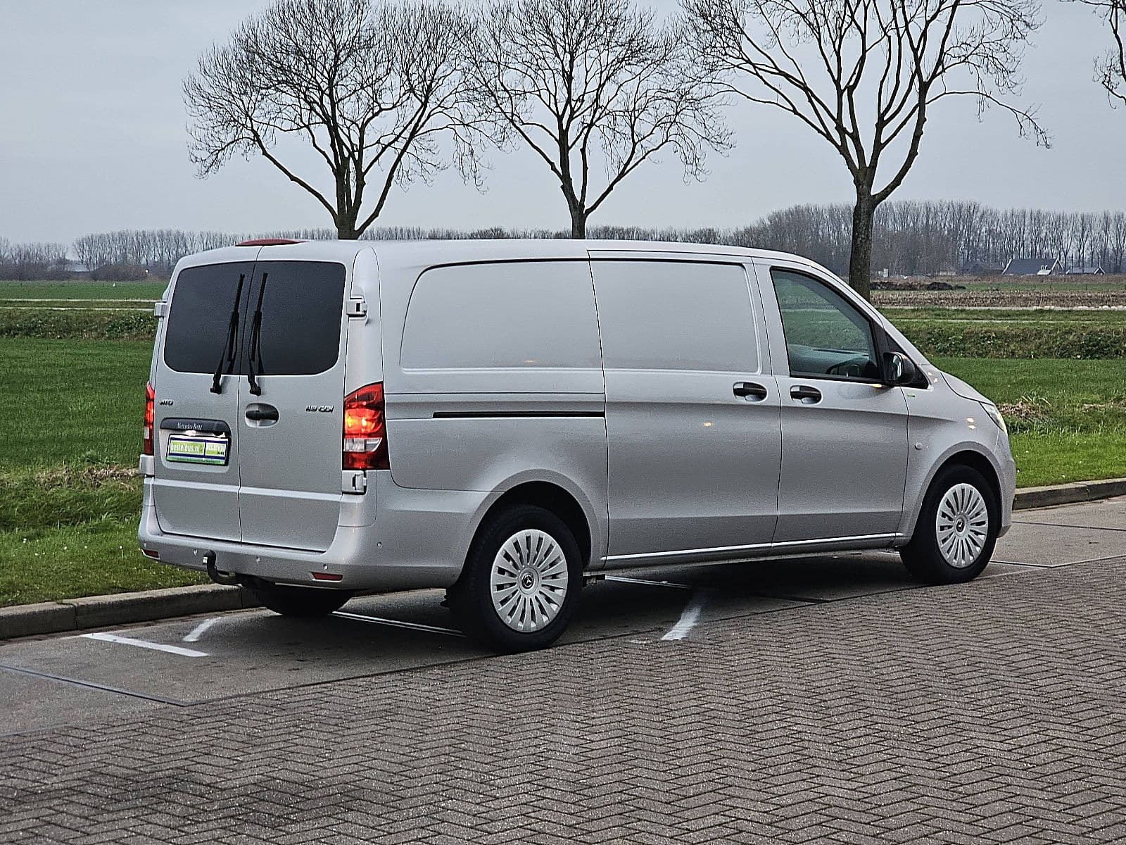 Mercedes-Benz Vito thumbnail 3