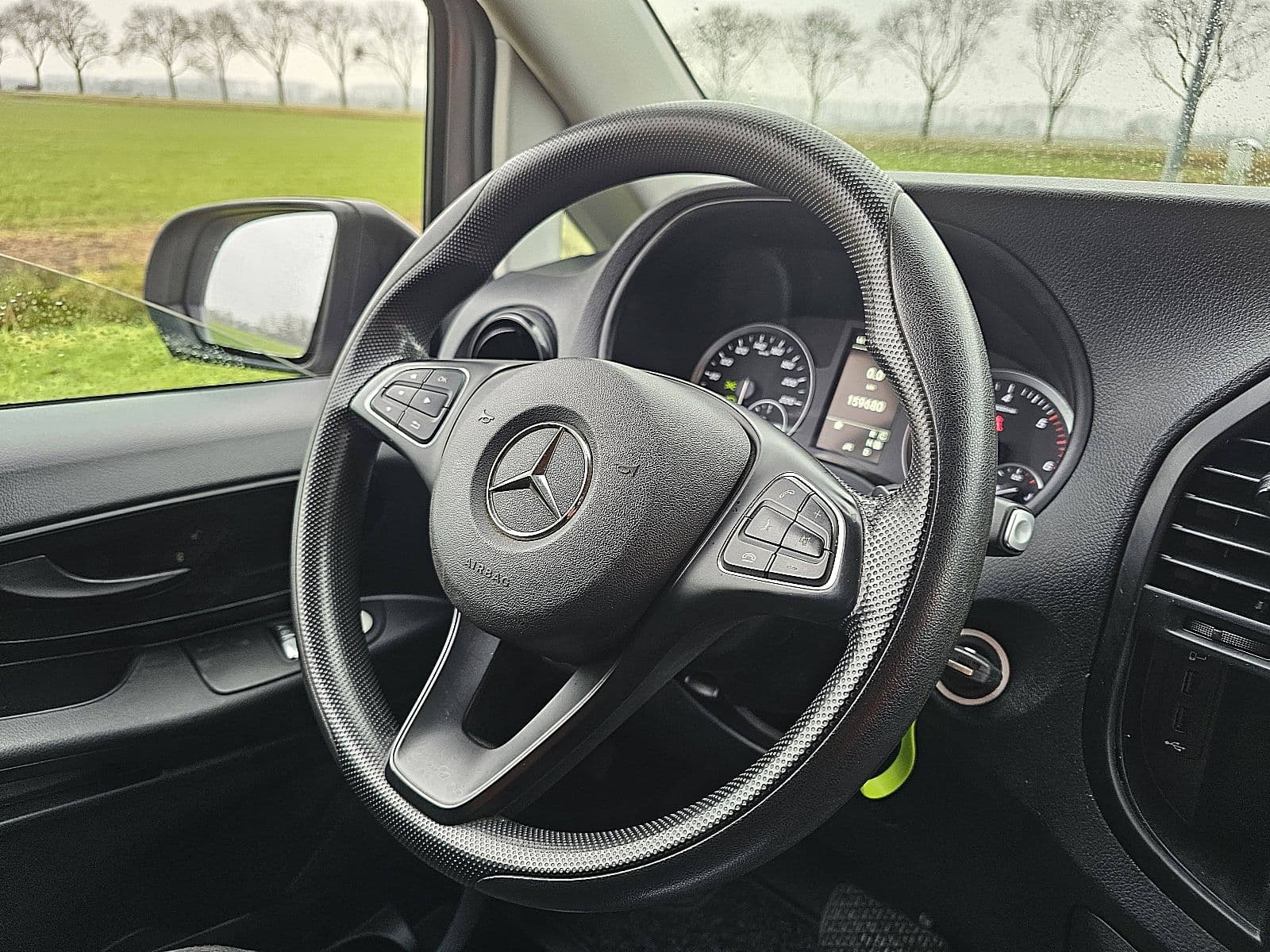 Mercedes-Benz Vito thumbnail 10