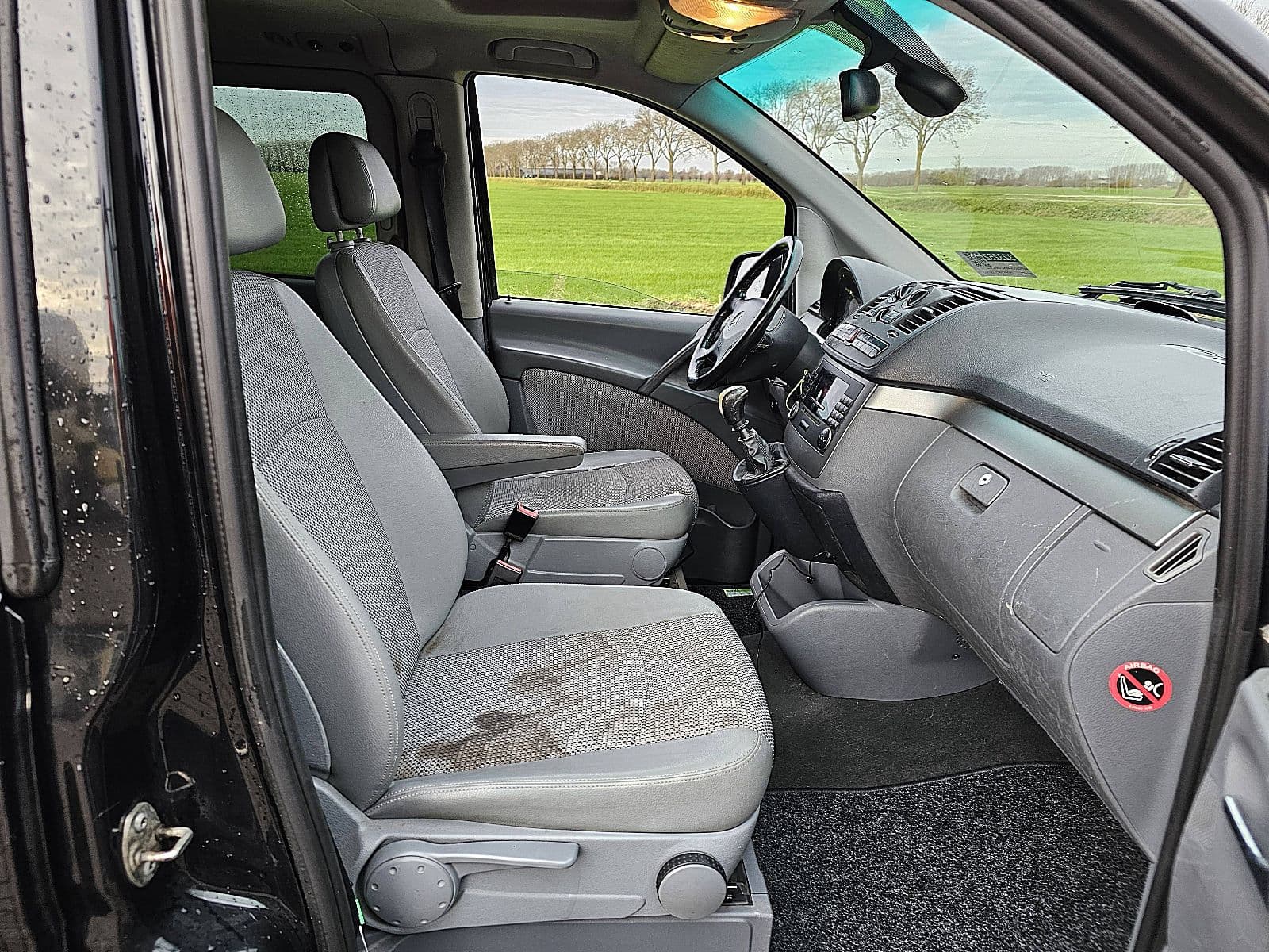 Mercedes-Benz Viano thumbnail 6