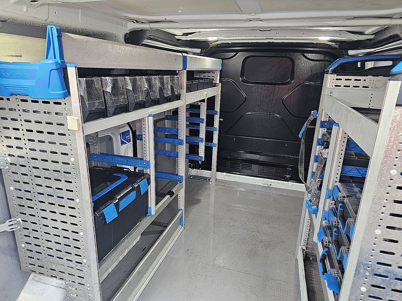 Ford Transit thumbnail 13