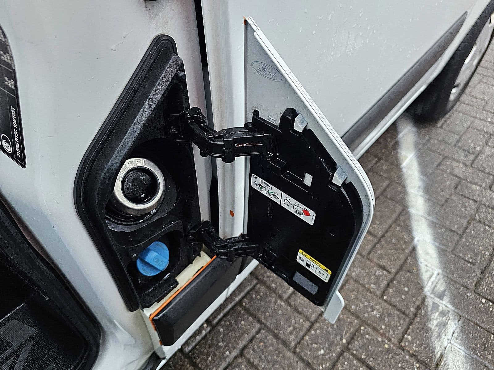 Ford Transit thumbnail 16