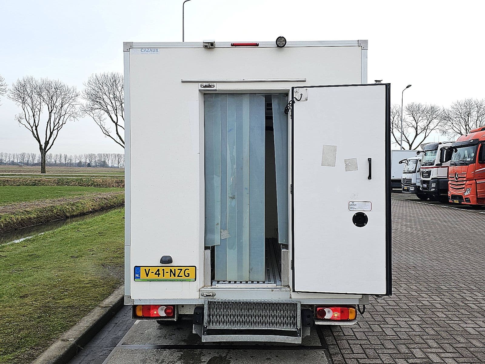 Renault Master thumbnail 14