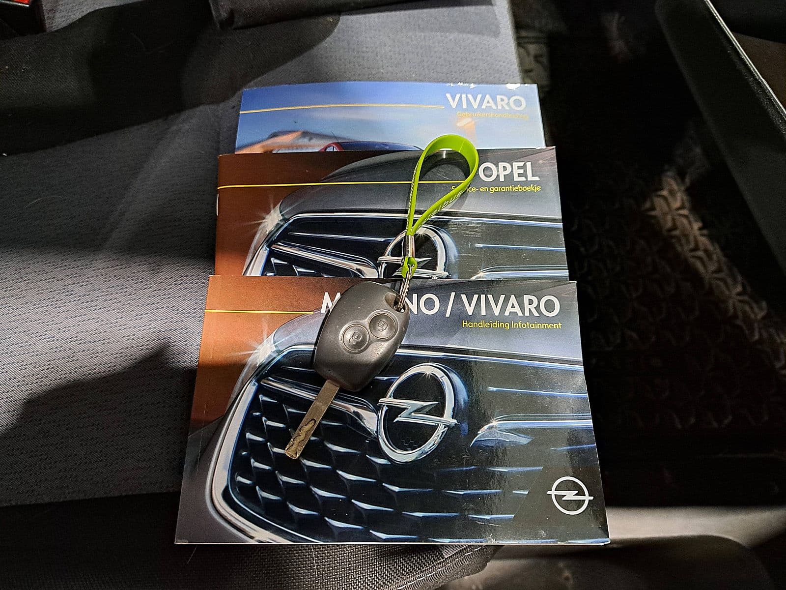 Opel Vivaro thumbnail 12