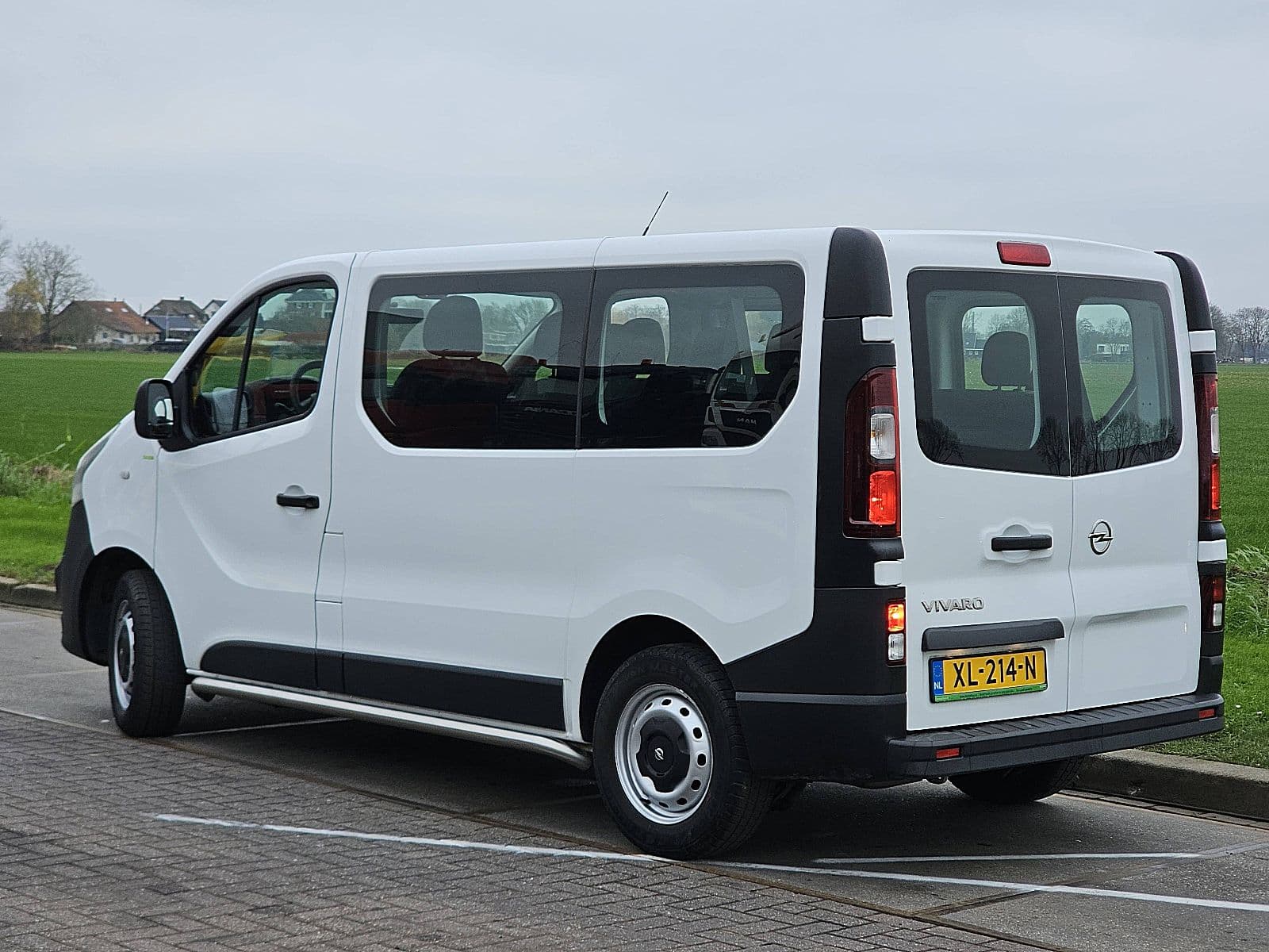 Opel Vivaro thumbnail 5