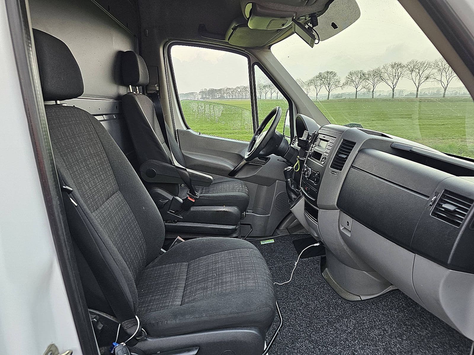 Mercedes-Benz Sprinter thumbnail 6