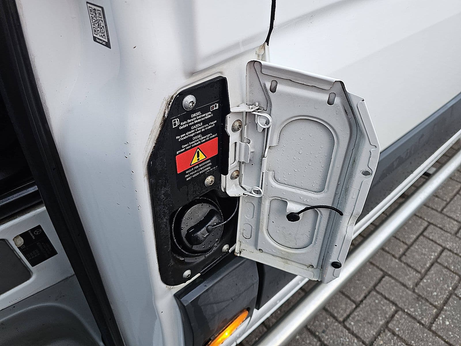 Mercedes-Benz Sprinter thumbnail 12