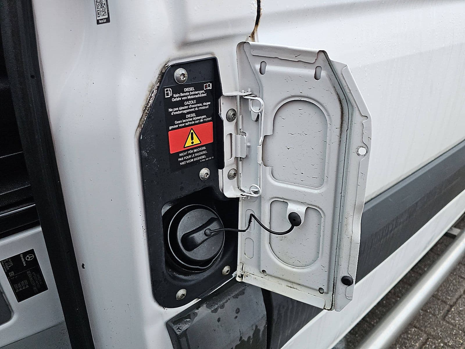 Mercedes-Benz Sprinter thumbnail 15