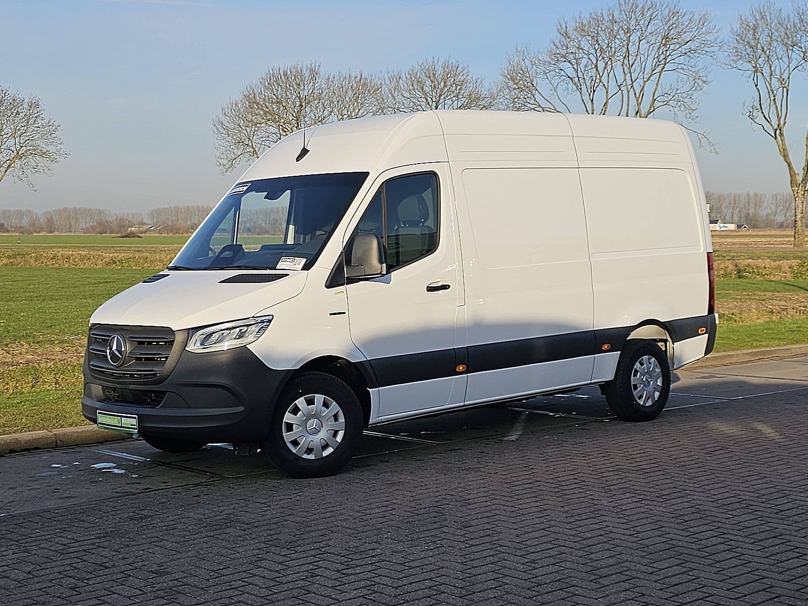 Mercedes-Benz Esprinter thumbnail 2