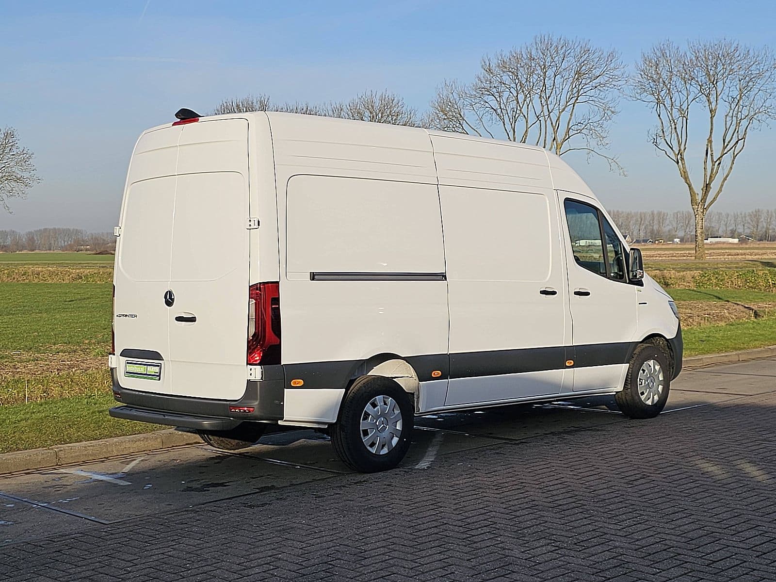 Mercedes-Benz Esprinter thumbnail 3