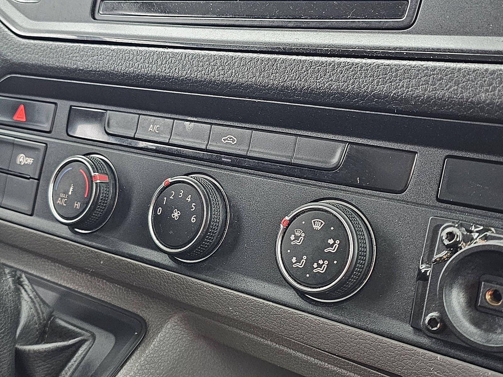 Volkswagen Crafter thumbnail 9