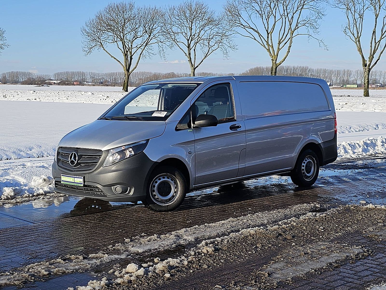Mercedes-Benz Vito thumbnail 2