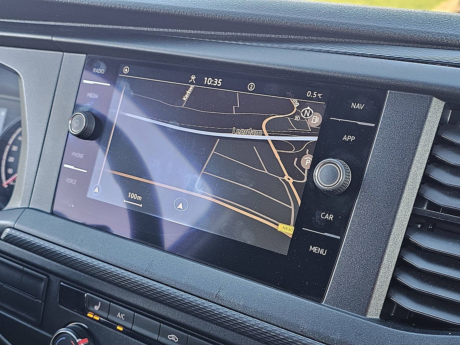 Volkswagen Transporter thumbnail 10