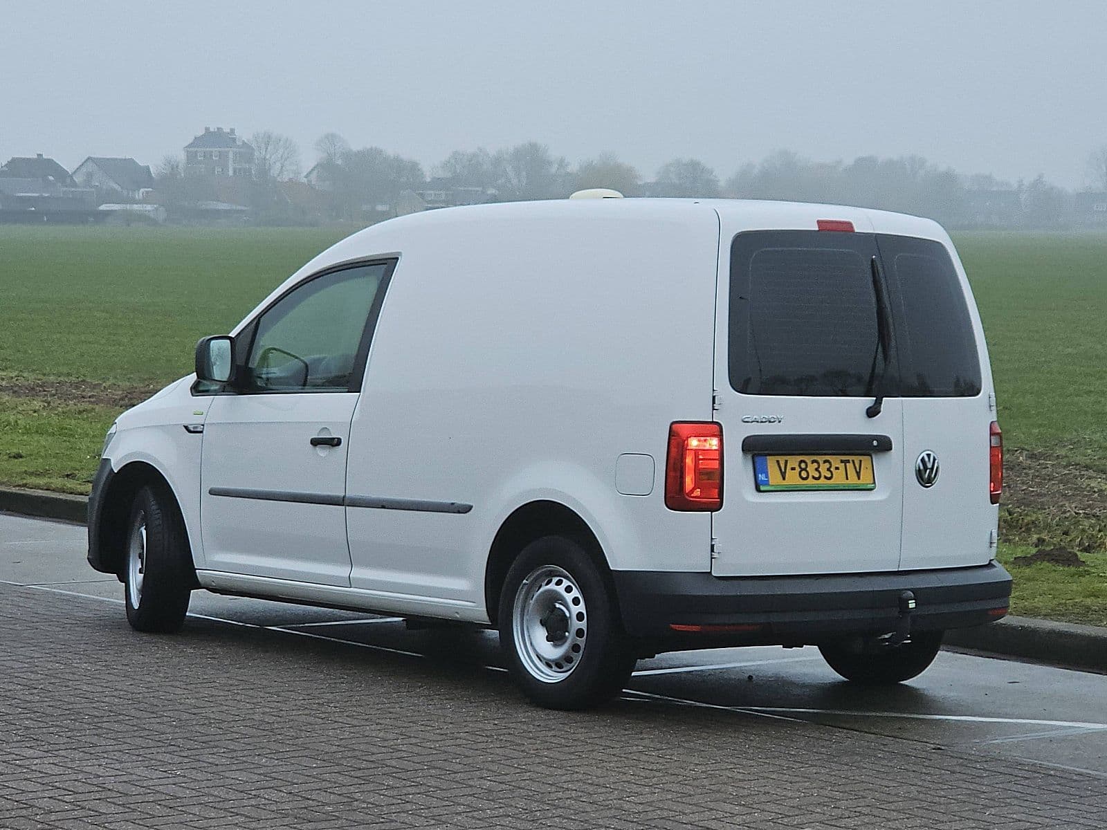 Volkswagen Caddy thumbnail 5