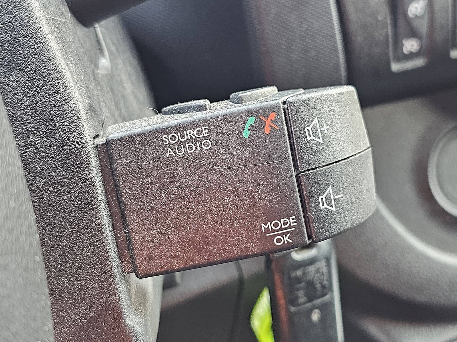 Opel Vivaro thumbnail 12