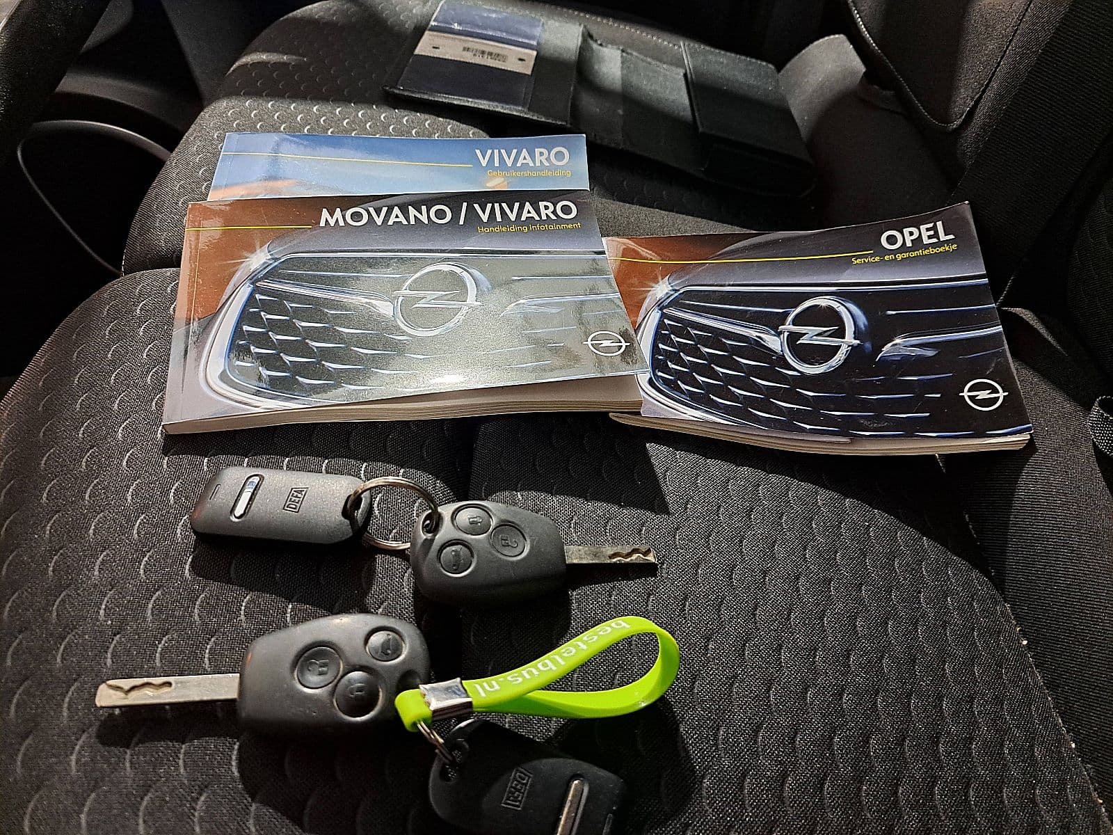 Opel Vivaro thumbnail 13