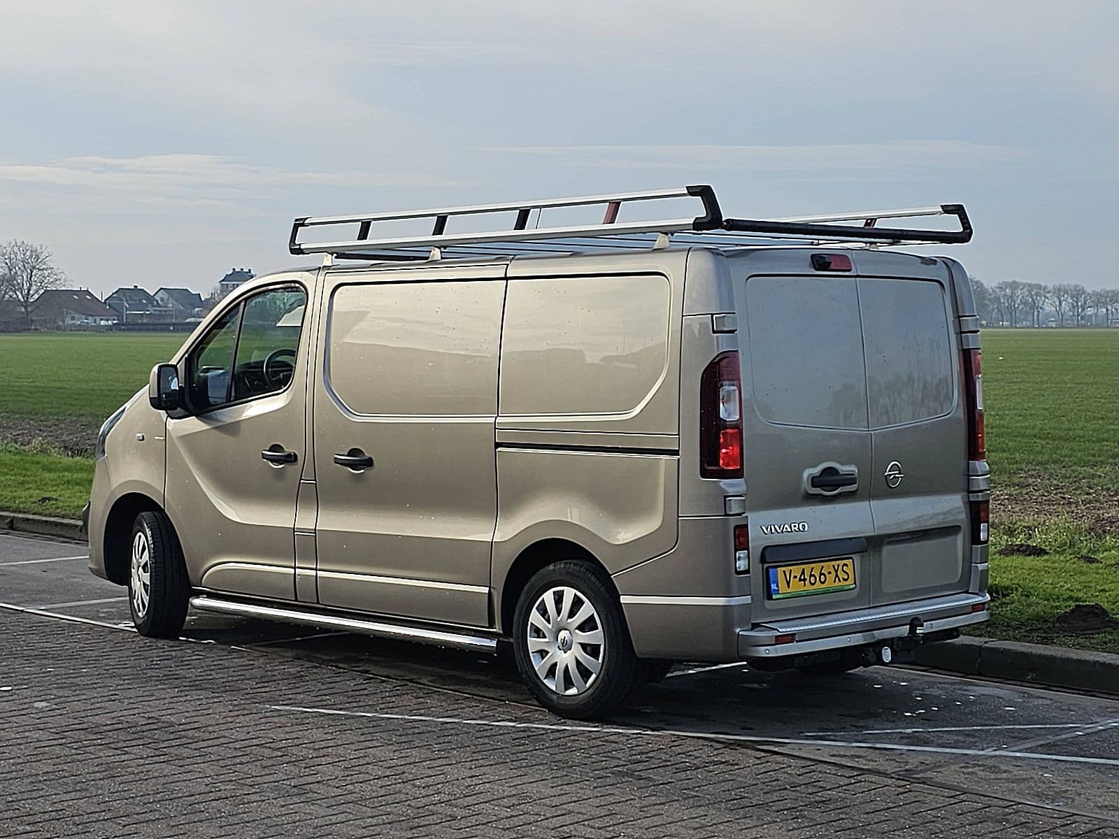 Opel Vivaro thumbnail 5