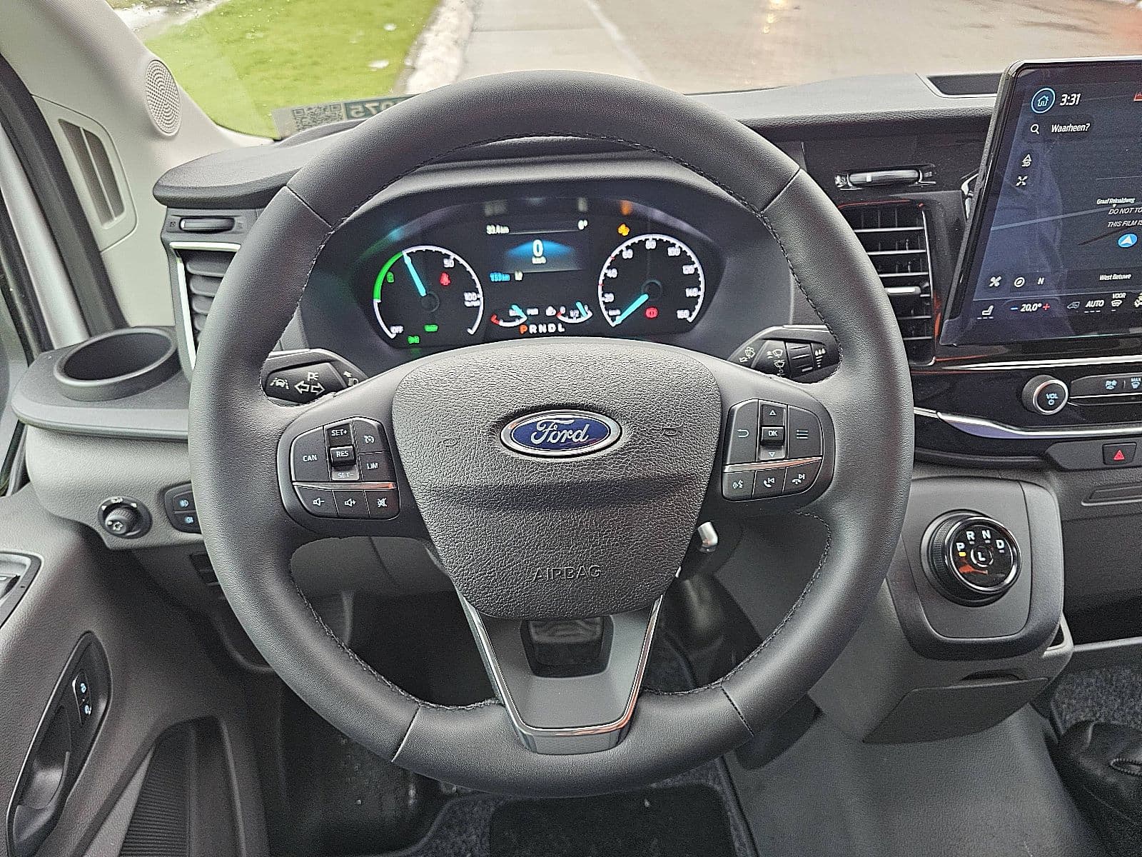 Ford E-Transit thumbnail 10