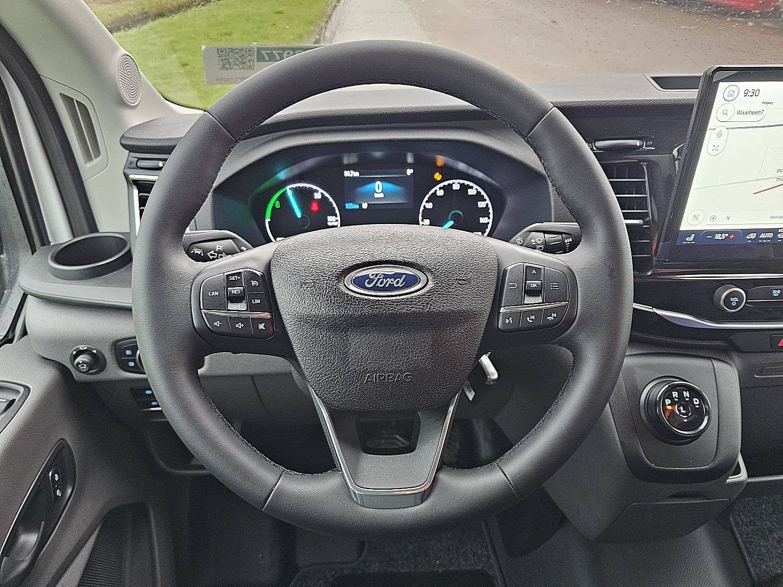 Ford E-Transit thumbnail 10