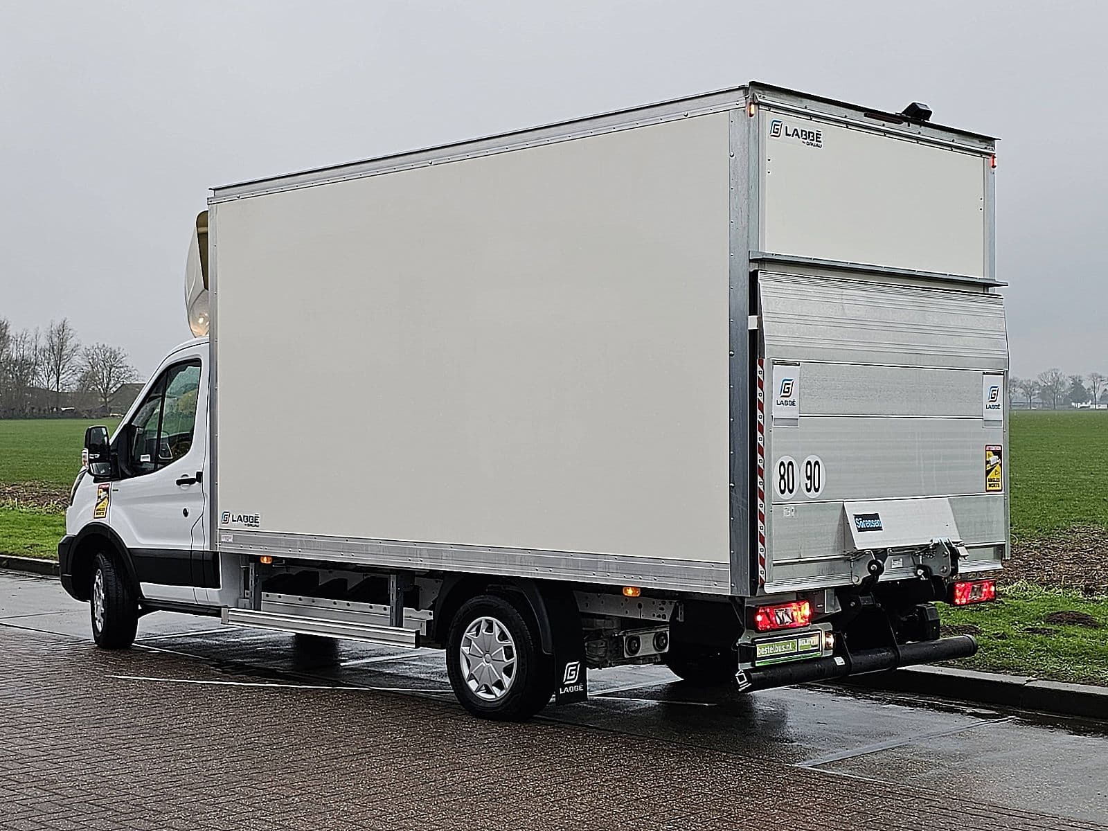 Ford E-Transit thumbnail 5