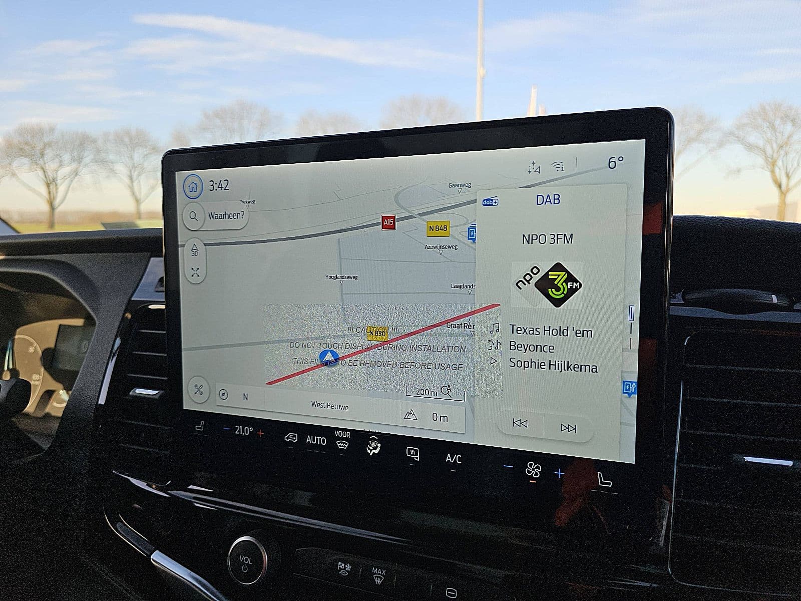 Ford E-Transit thumbnail 10