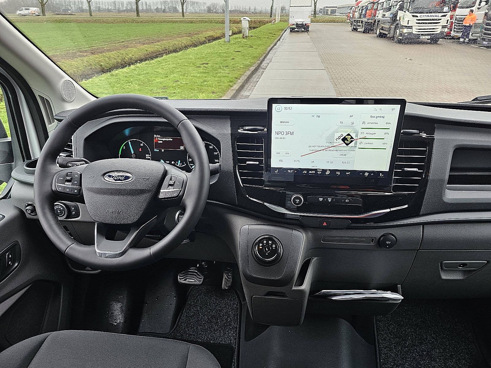 Ford E-Transit thumbnail 7