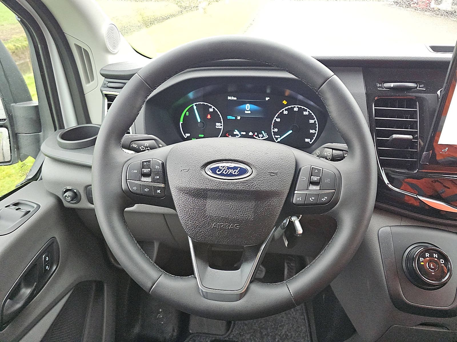 Ford E-Transit thumbnail 11