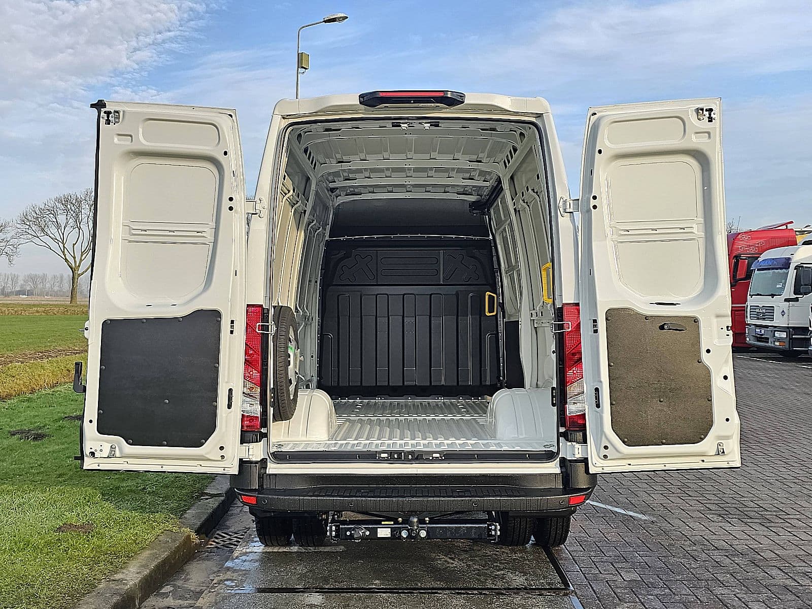 Iveco Daily thumbnail 12