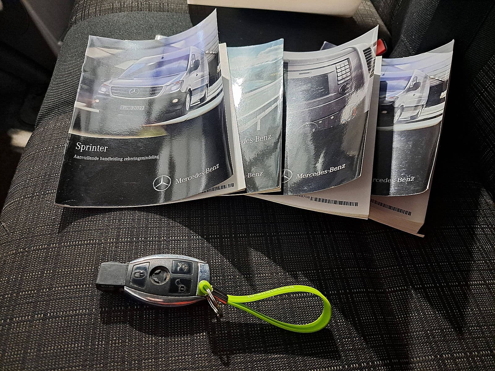 Mercedes-Benz Sprinter thumbnail 9