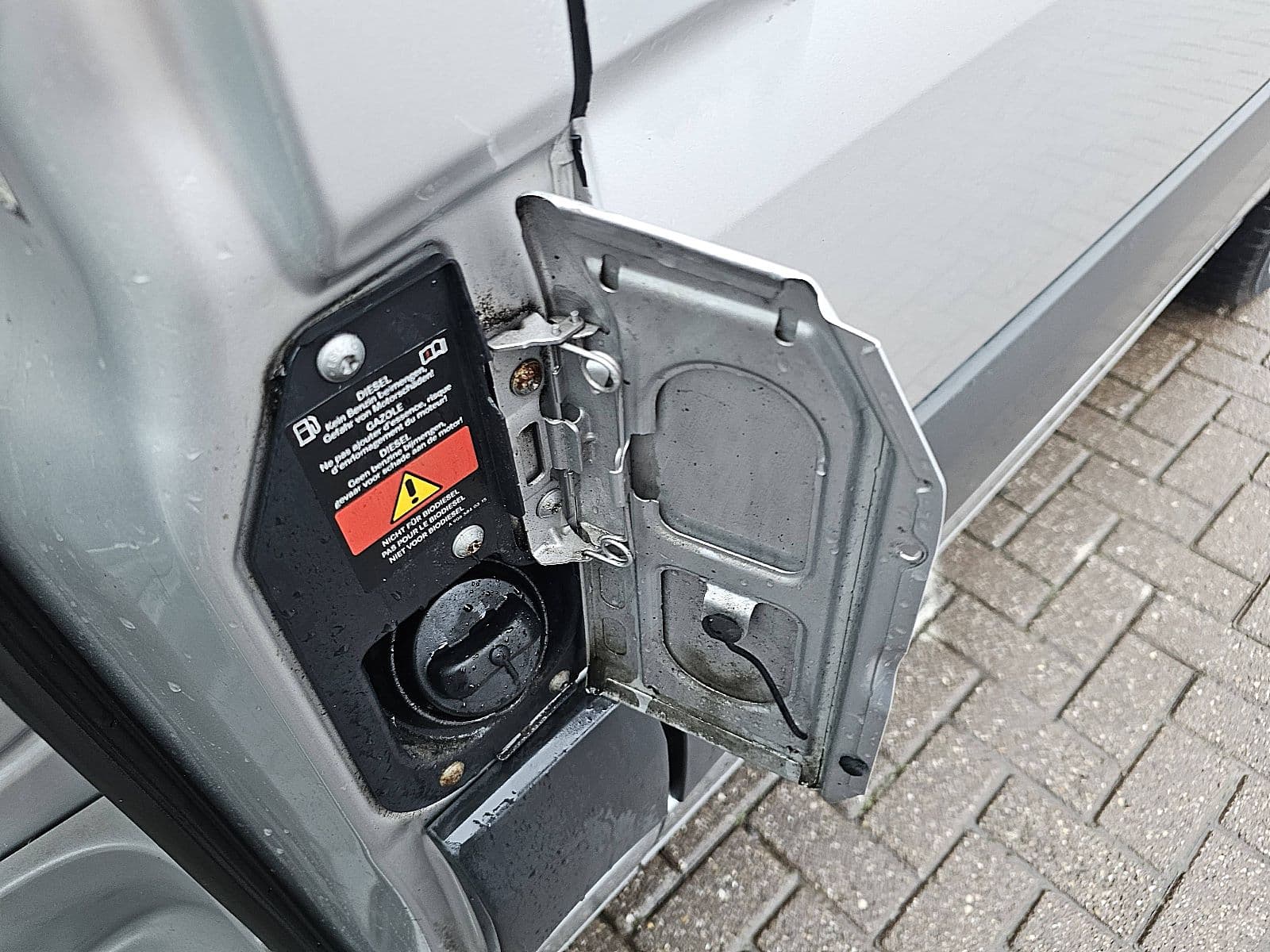 Mercedes-Benz Sprinter thumbnail 14